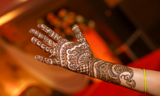 Akash Mehandi Artist, Bangalore